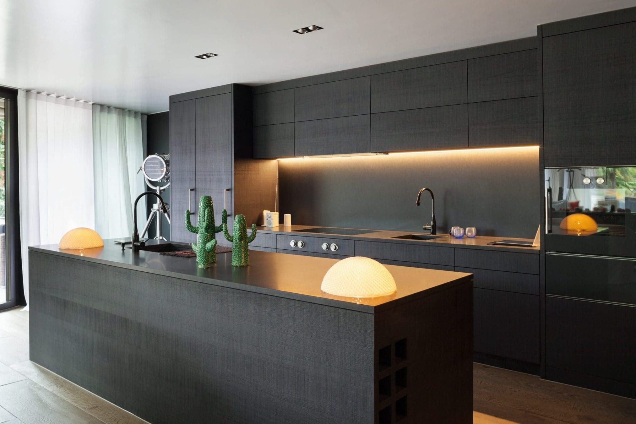 Les tables de cuisine Conforama : tendance ou pratique ? - Projet Vert