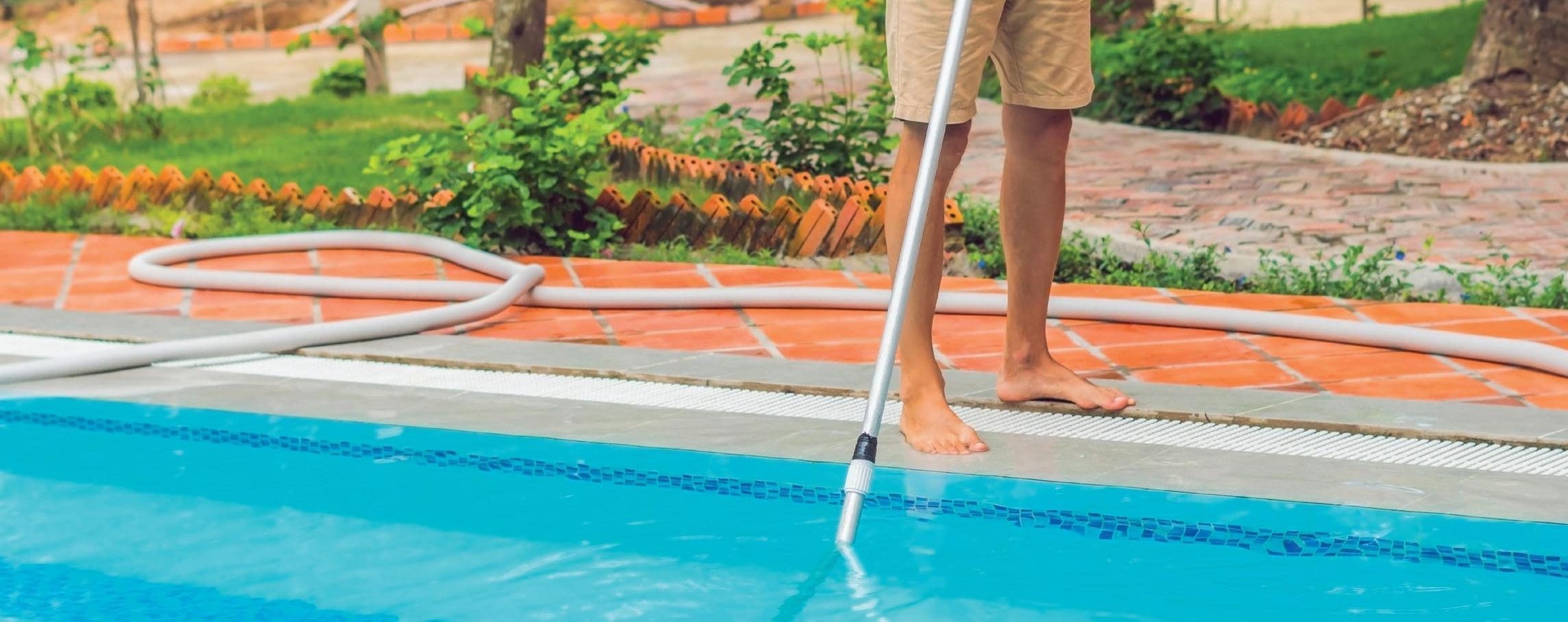 analyse-de-leau-de-piscine-comment-utiliser-efficacement-les-languettes