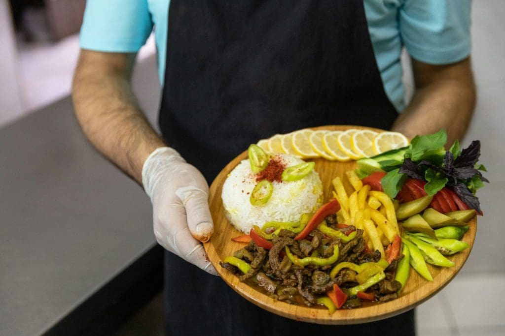 découvrez un spectacle culinaire captivant avec des chefs talentueux et des plats exquis dans un ambiance de créativité et de délices. réservez dès maintenant pour une expérience inoubliable !