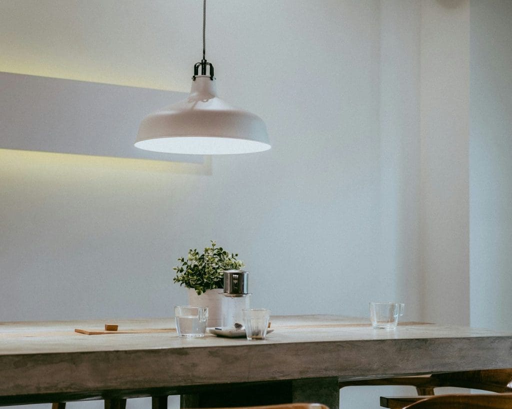 découvrez une gamme de produits d'éclairage de haute qualité pour tous vos besoins en éclairage intérieur et extérieur. trouvez des solutions d'éclairage innovantes et éco-responsables pour illuminer votre espace avec style.