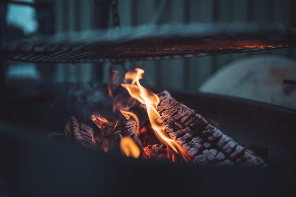 découvrez une sélection de bois de chauffage de qualité pour des soirées chaleureuses et conviviales. commandez votre bois de chauffage en ligne et profitez de la livraison rapide.