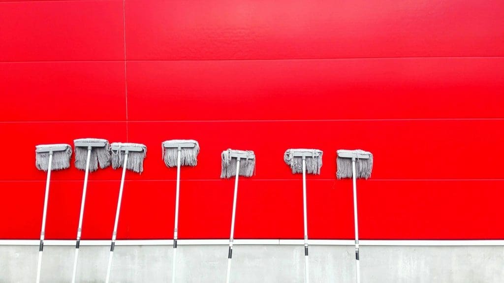 service de nettoyage de maison professionnel et fiable. réservez dès maintenant votre service de nettoyage à domicile et profitez d'un environnement propre et sain.