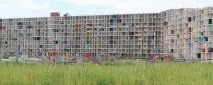 découvrez comment l'urbanisme contribue au renouveau des quartiers citadins avec notre analyse approfondie sur le concept de renouvellement urbain.