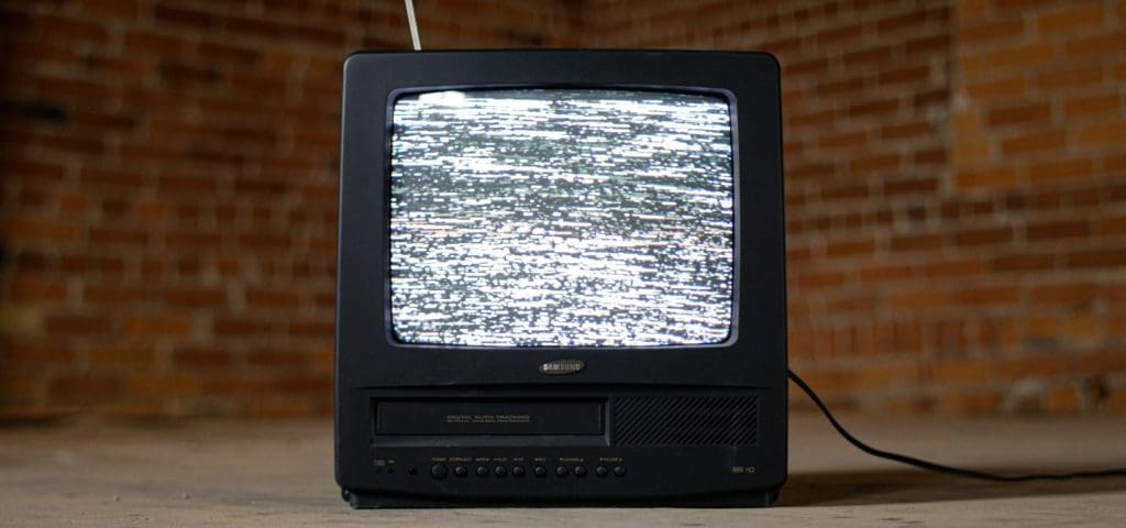 découvrez une large sélection de meubles tv pour mettre en valeur votre espace de divertissement avec style et fonctionnalité.